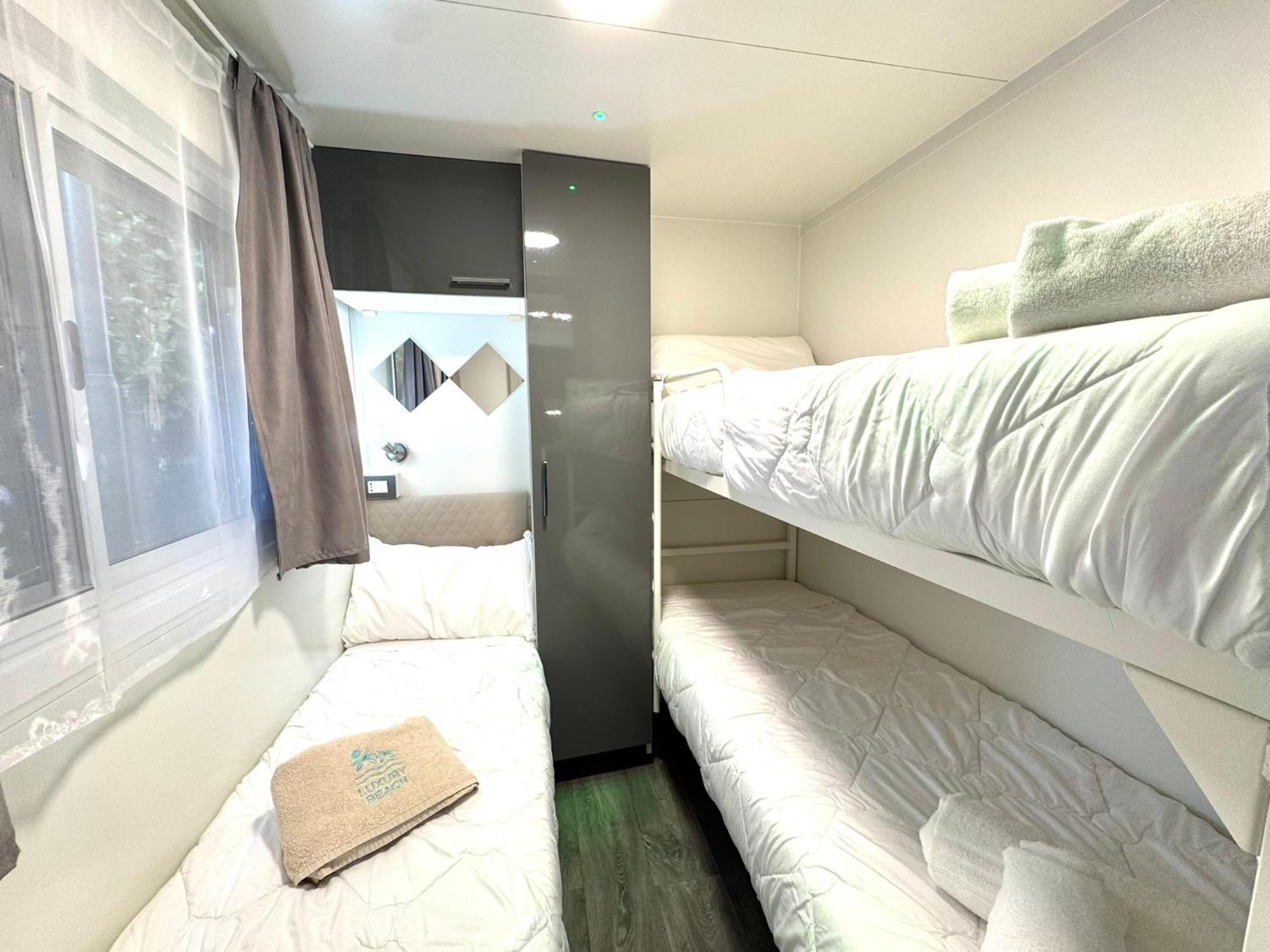 Luxury Caravan At Union Lido Cavallino-Treporti Exterior photo